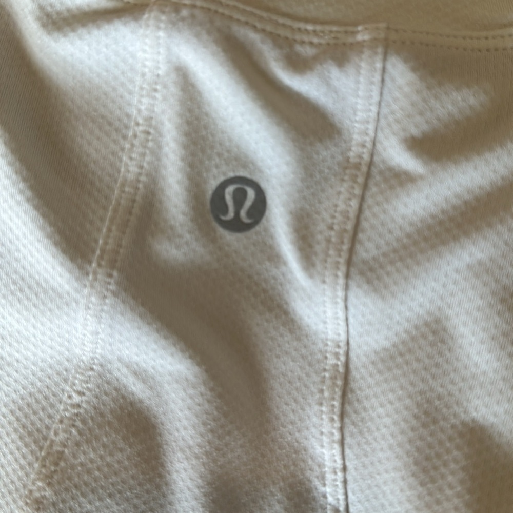 Lululemon Off white shirt - Picture 3 of 3